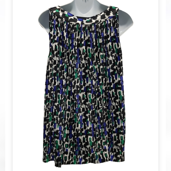 Kenneth Cole Reaction Pleated Polyester Sleeveless Blouse, Size L - Picture 3 of 7